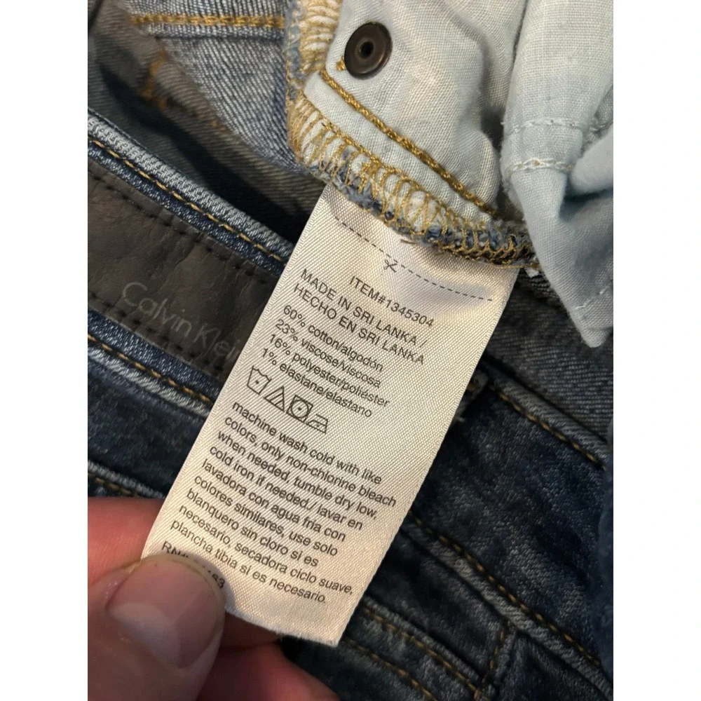Calvin Klein Jeans Womens Size 6 Medium Wash Skinny Denim Blue Jeans 1345304
